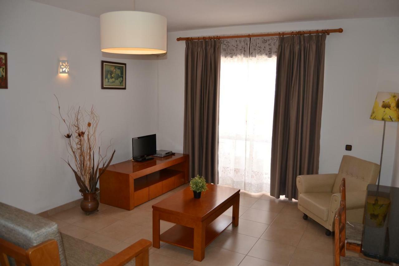 Apartamentos Cabrita Olhos de Agua  Exteriör bild