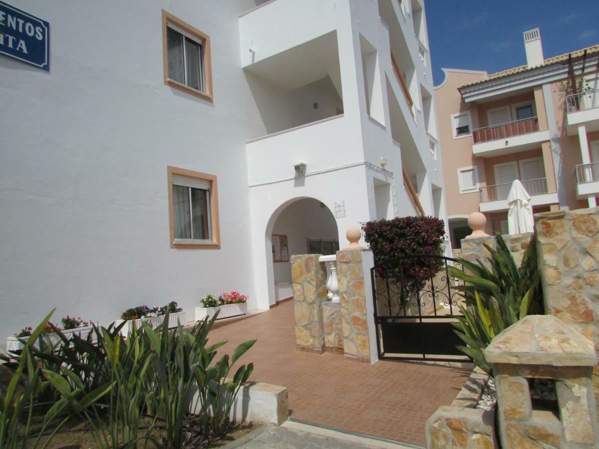 Apartamentos Cabrita Olhos de Agua  Exteriör bild