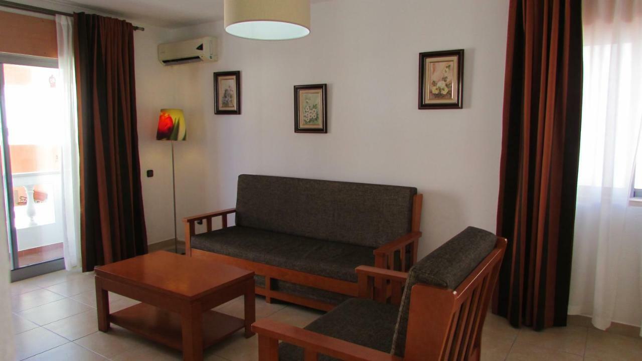 Apartamentos Cabrita Olhos de Agua  Exteriör bild